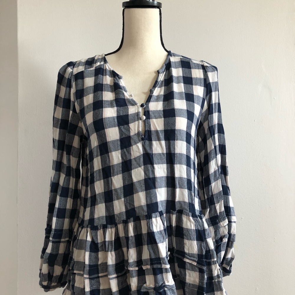 American Eagle blue and white plaid smock shirt. Size small.